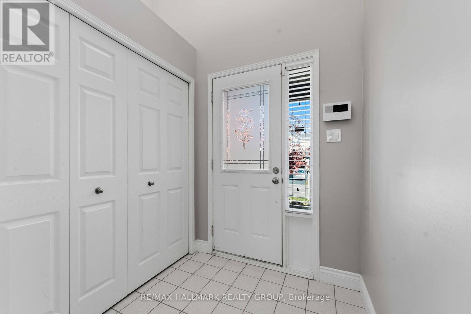 661 Arc En Ciel Street, Ottawa, Ontario  K4A 3H8 - Photo 3 - X12490096