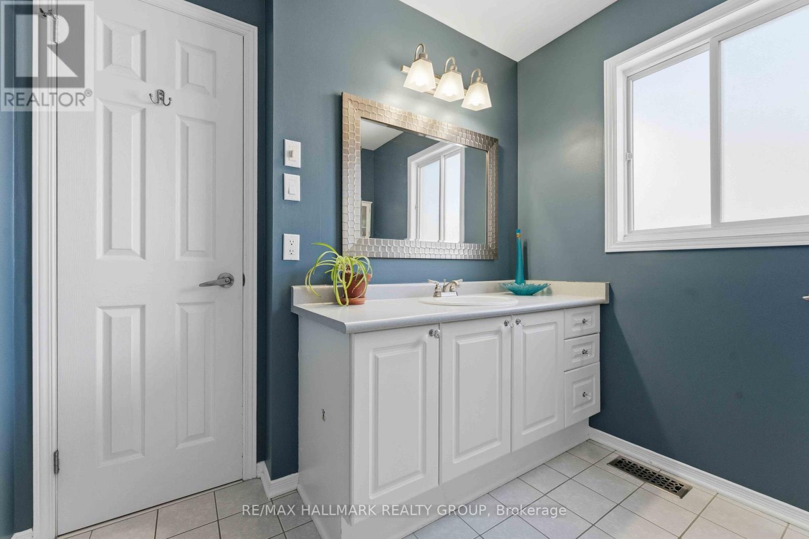 661 Arc En Ciel Street, Ottawa, Ontario  K4A 3H8 - Photo 32 - X12490096