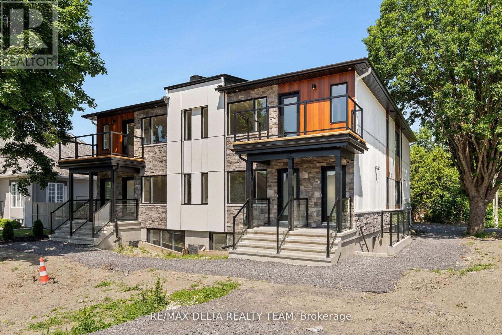 3 - 77a Granton Avenue, Ottawa, Ontario  K2G 1L2 - Photo 2 - X12490166