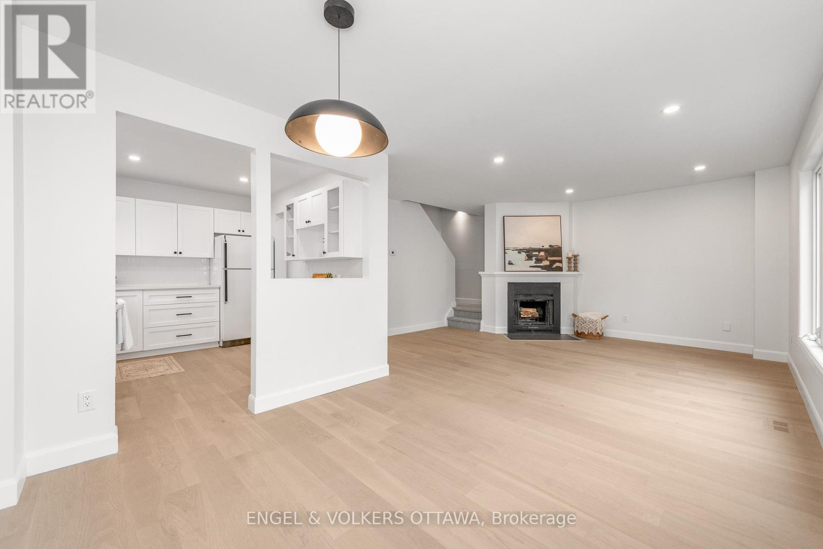 39 Benlark Road, Ottawa, Ontario  K2J 2L5 - Photo 17 - X12490184