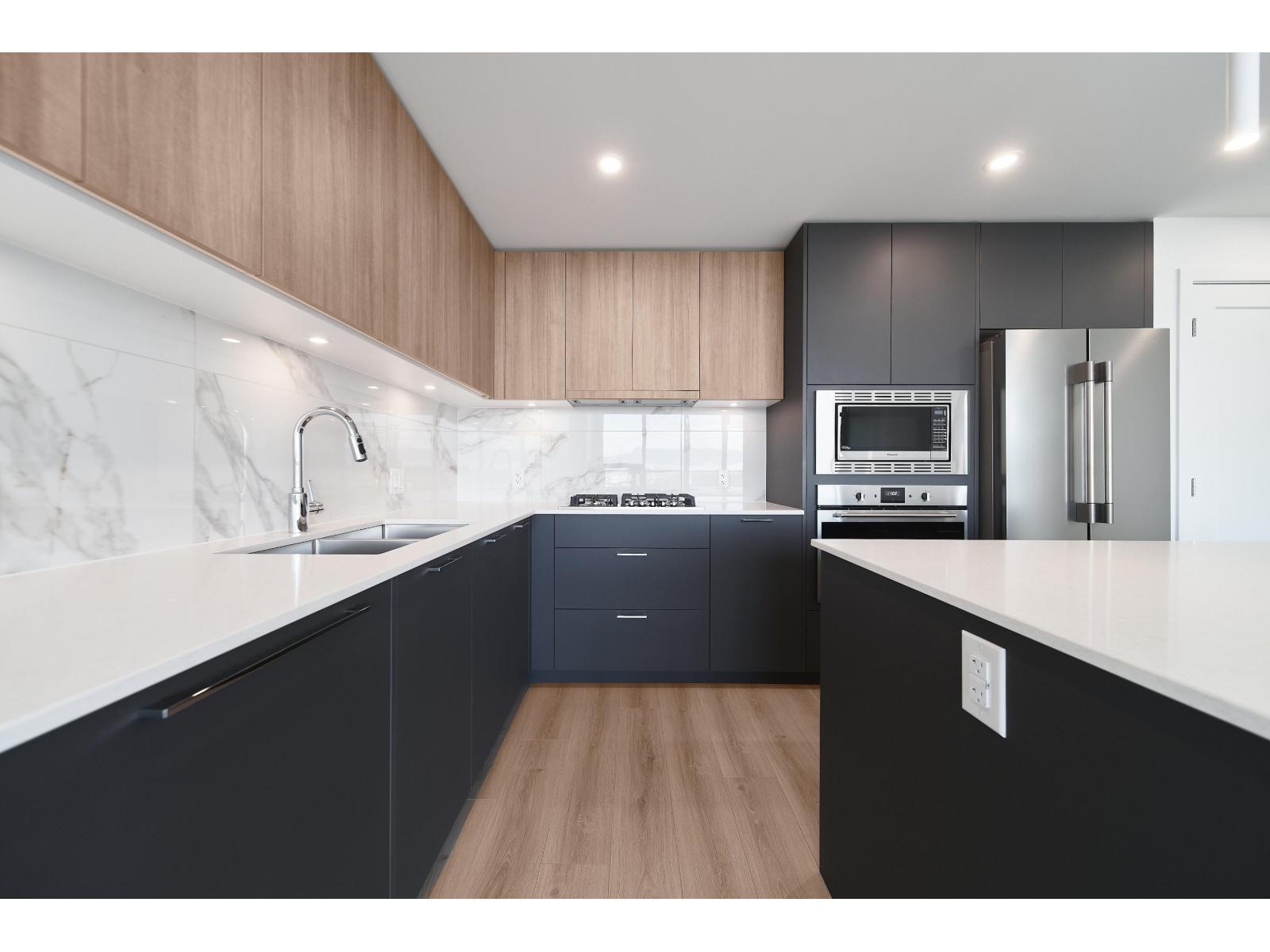 804 20065 85 Avenue, Langley, British Columbia  V2Y 3Y5 - Photo 2 - R3063147