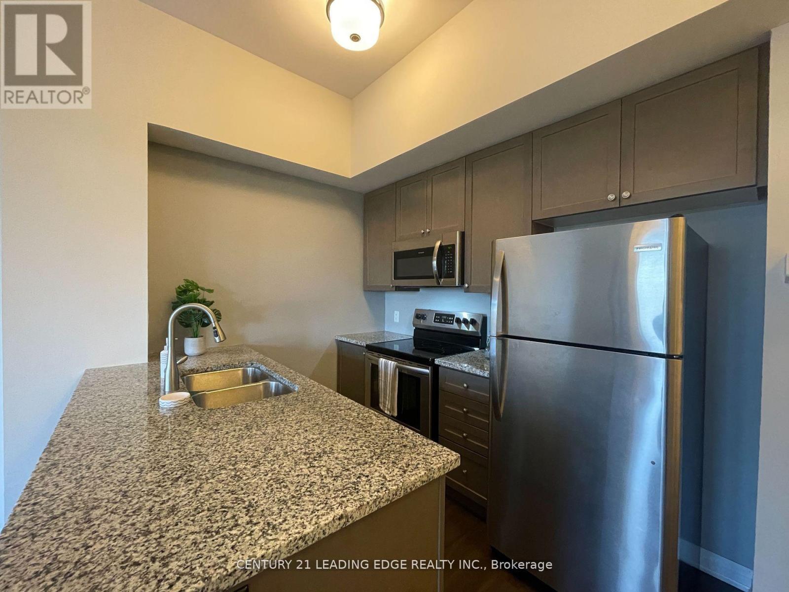 107 - 2 Adam Sellers Street, Markham, Ontario  L6B 1P2 - Photo 2 - N12489722