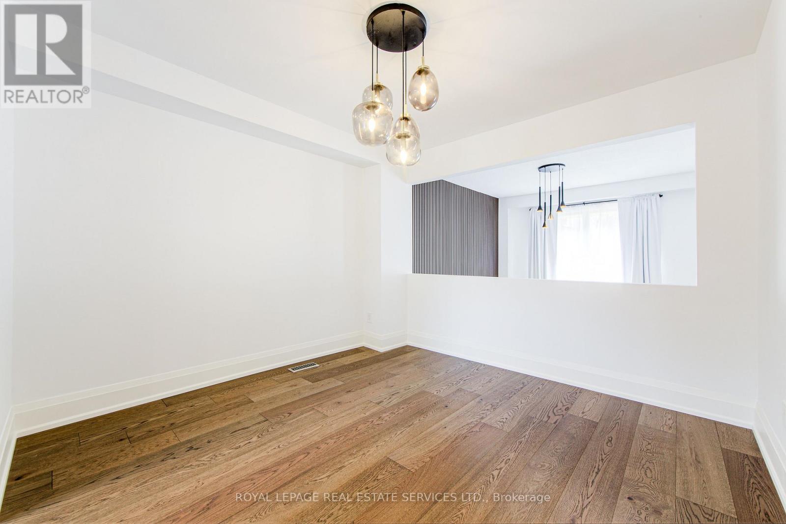 27 Poplar Crescent, Aurora, Ontario  L4G 3M4 - Photo 10 - N12489724