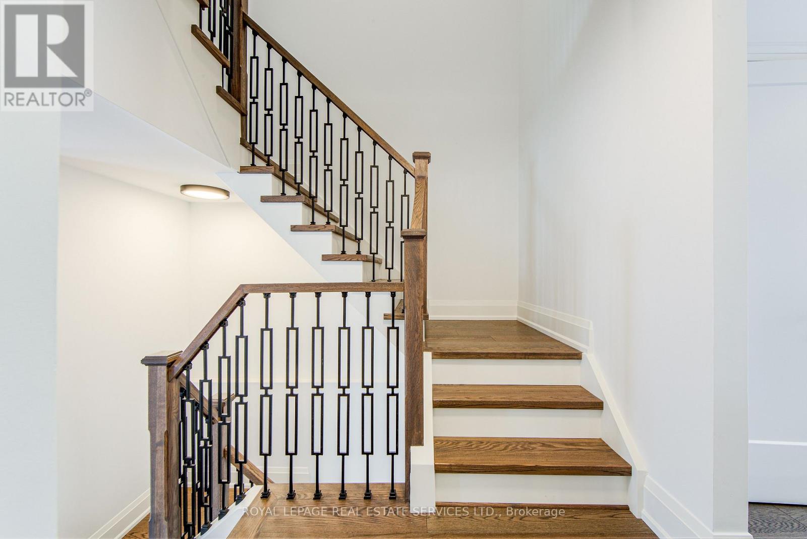 27 Poplar Crescent, Aurora, Ontario  L4G 3M4 - Photo 17 - N12489724