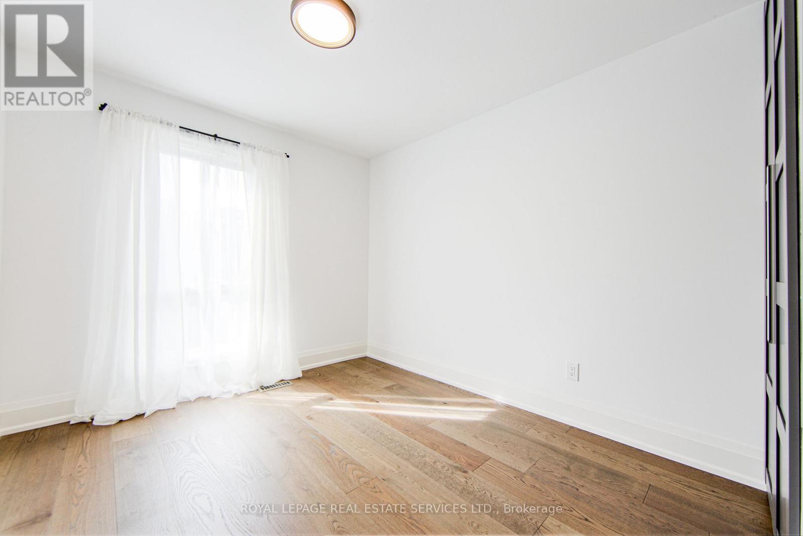 27 Poplar Crescent, Aurora, Ontario  L4G 3M4 - Photo 27 - N12489724