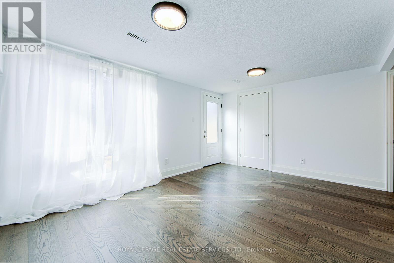 27 Poplar Crescent, Aurora, Ontario  L4G 3M4 - Photo 34 - N12489724