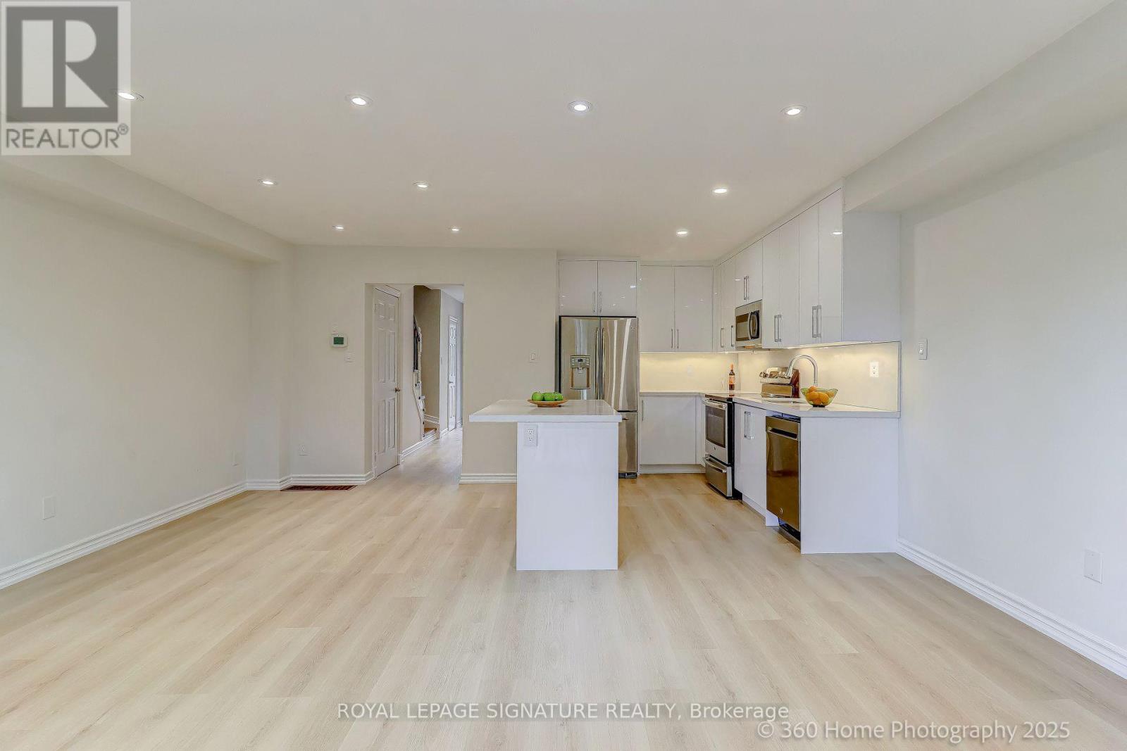 135 Kelso Crescent, Vaughan, Ontario  L6A 2K7 - Photo 18 - N12489762