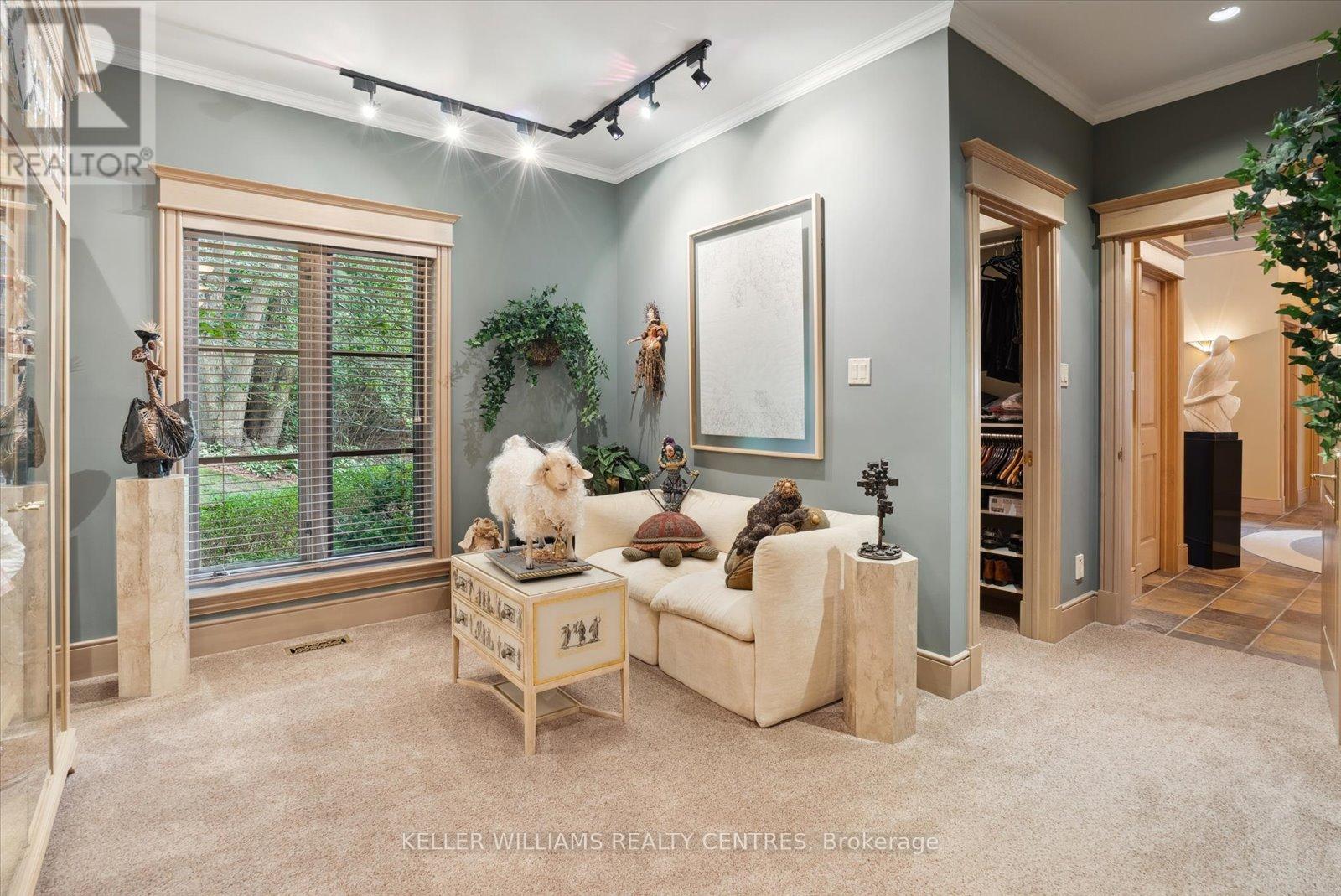 6 Country Heights Drive, Richmond Hill, Ontario  L4E 3M8 - Photo 20 - N12489934