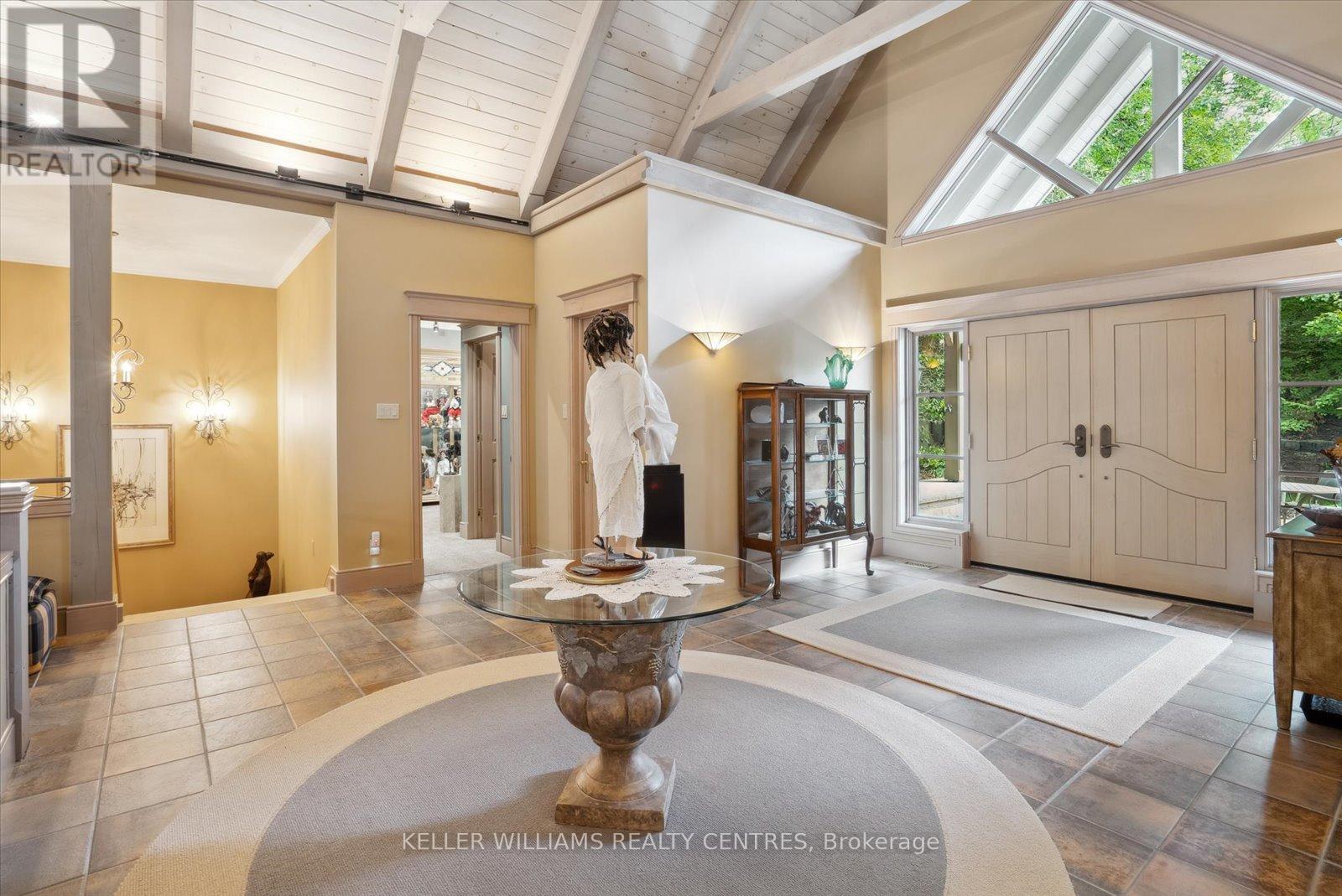 6 Country Heights Drive, Richmond Hill, Ontario  L4E 3M8 - Photo 6 - N12489934