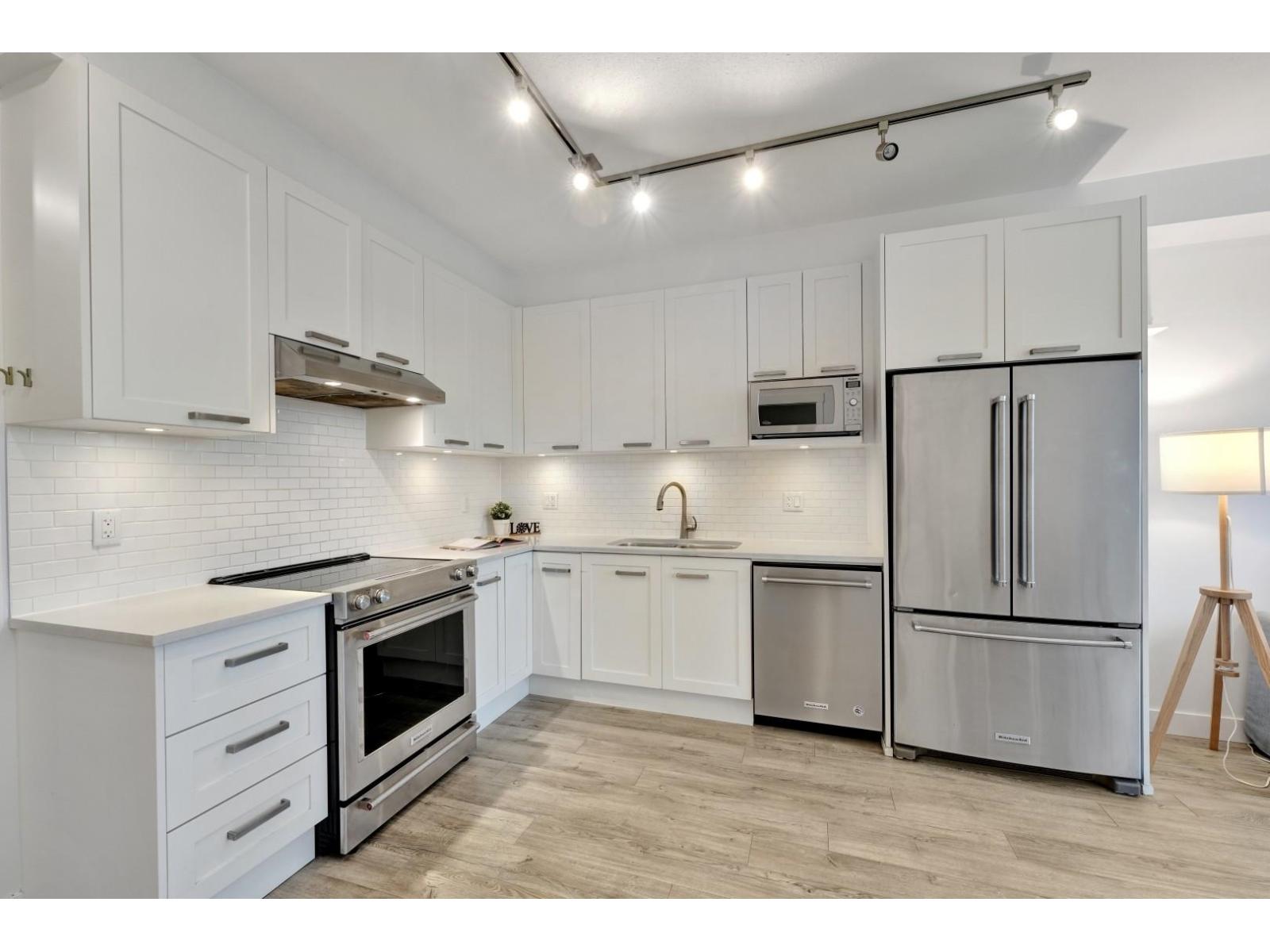 317 5638 201a Street, Langley, British Columbia  V3A 0L8 - Photo 2 - R3063179