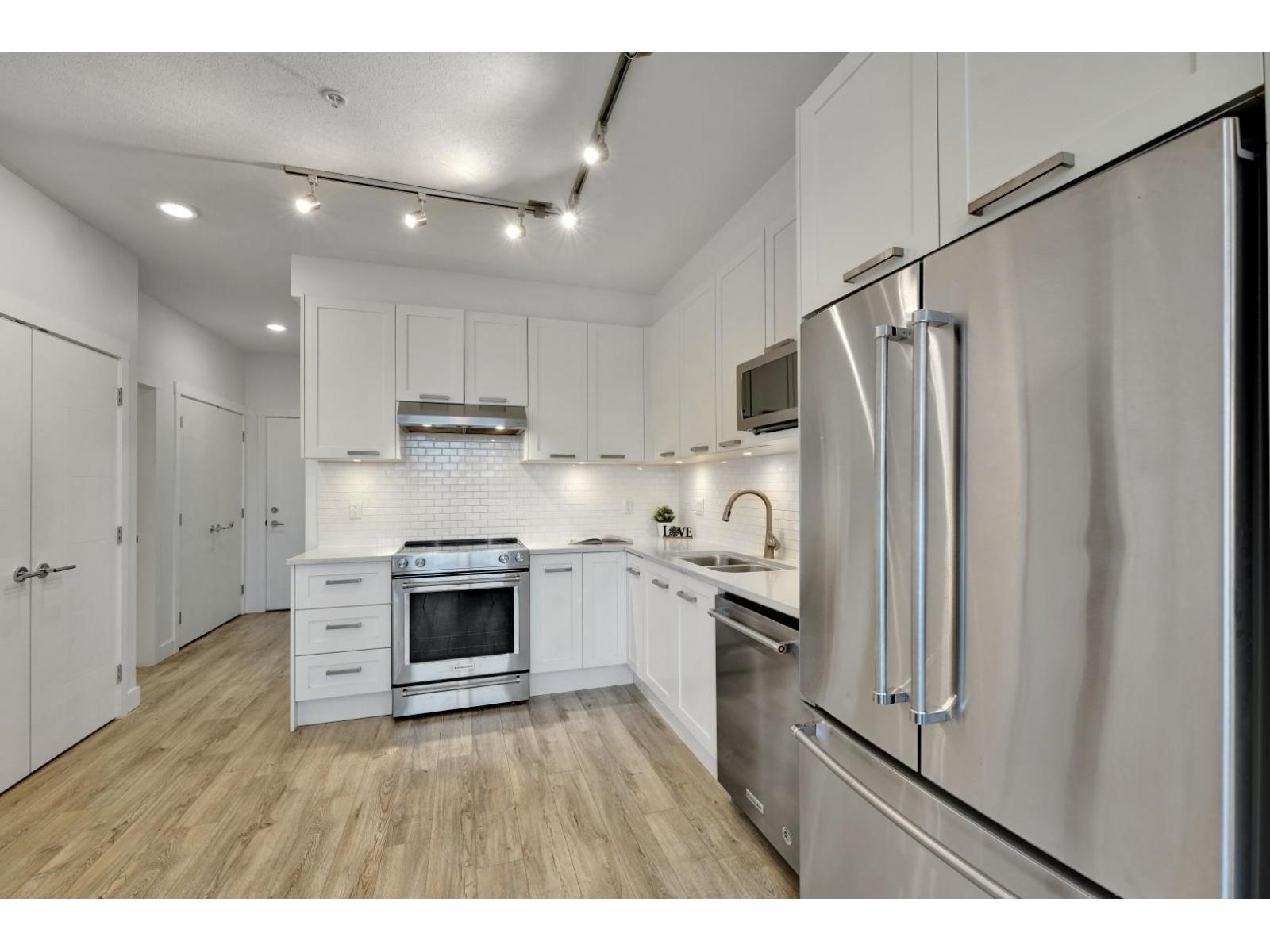 317 5638 201a Street, Langley, British Columbia  V3A 0L8 - Photo 3 - R3063179