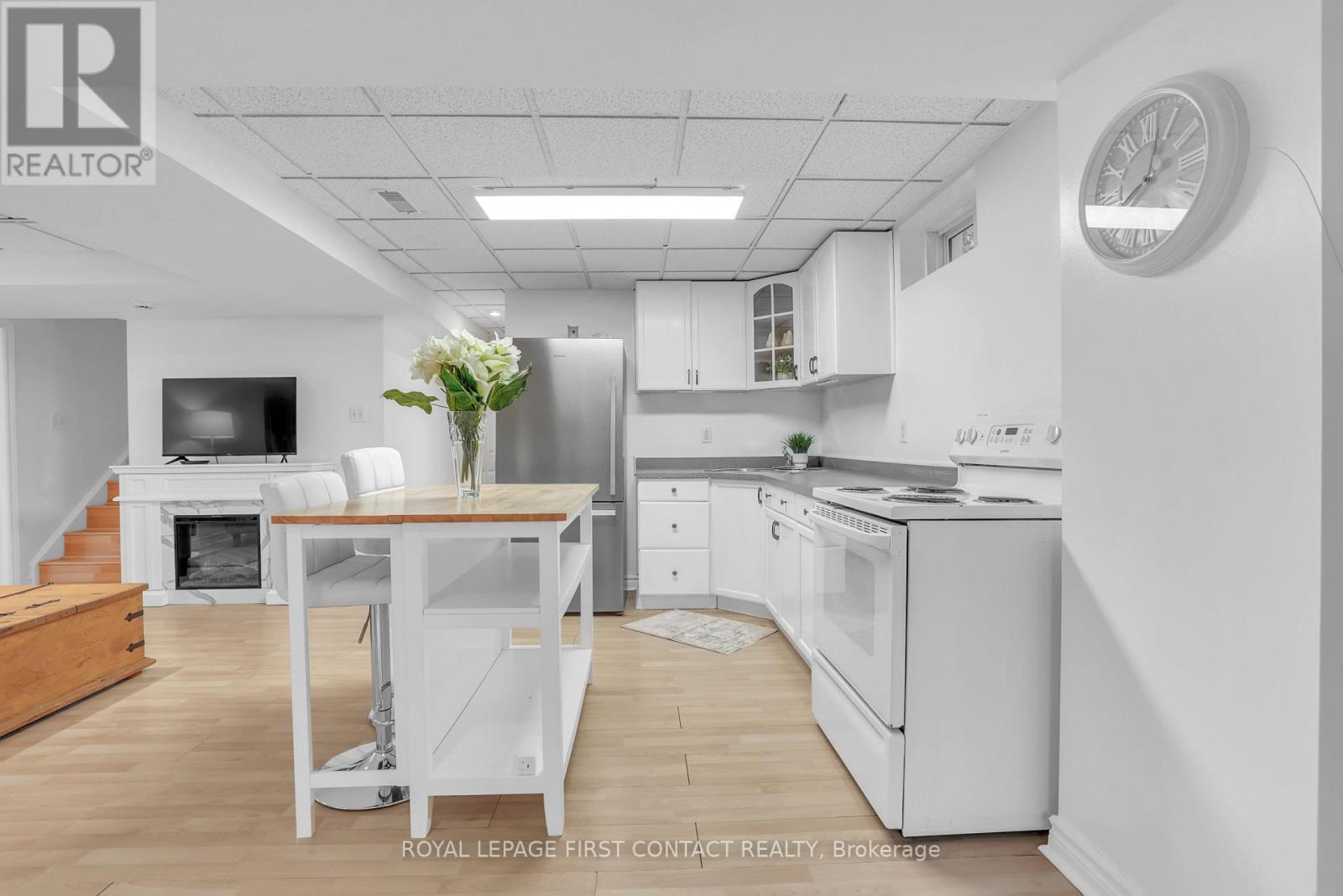 1328 Vincent Crescent, Innisfil, Ontario  L9S 1Z8 - Photo 27 - N12489654