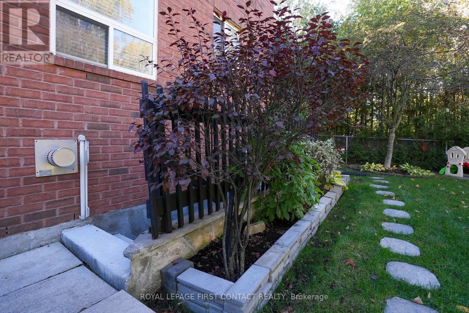 1328 Vincent Crescent, Innisfil, Ontario  L9S 1Z8 - Photo 41 - N12489654