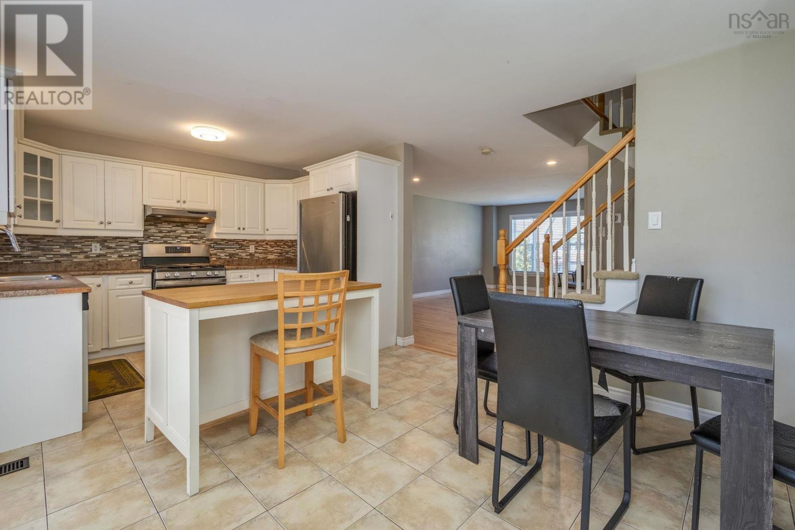 7 Collingwood Court, Dartmouth, Nova Scotia  B2W 0G4 - Photo 9 - 202523176