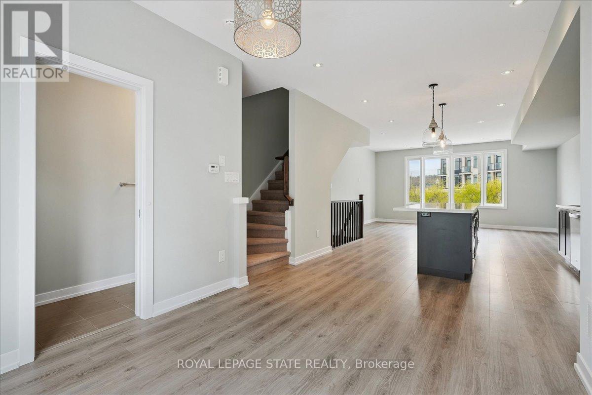 5 Esplanade Lane, Grimsby, Ontario  L3M 5R4 - Photo 22 - X12470072