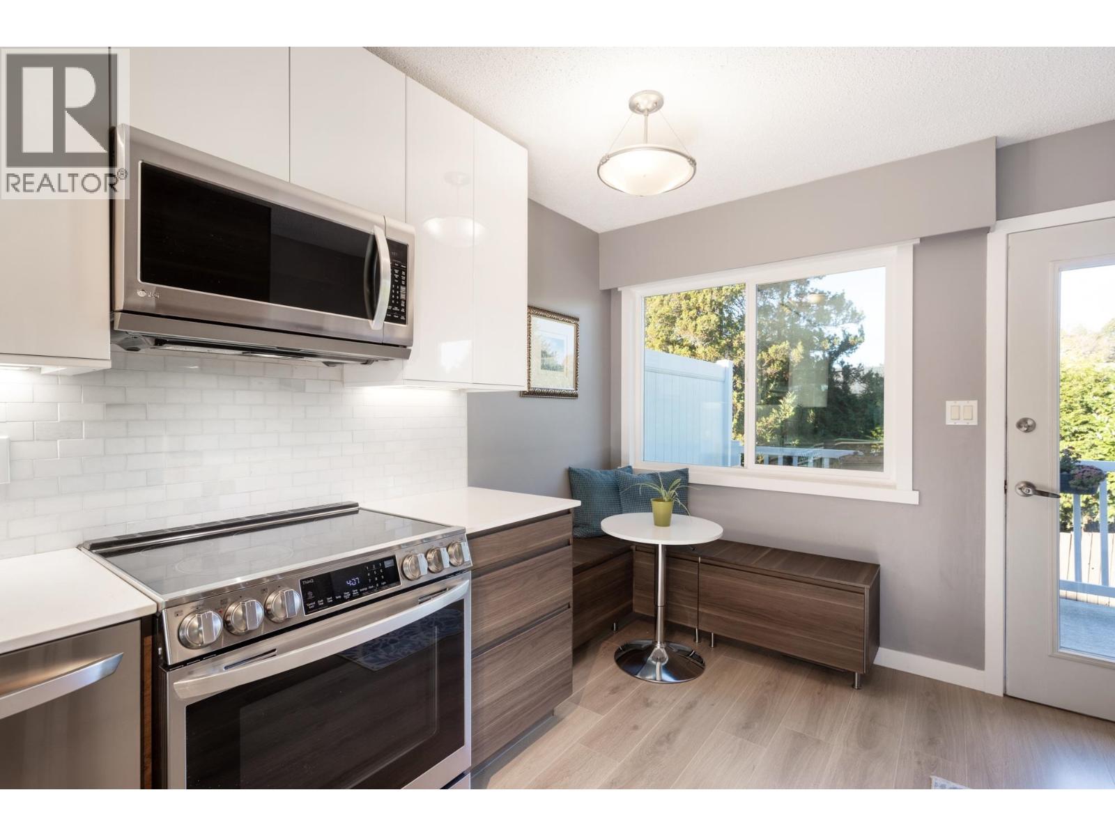 8800 Rosedene Court, Richmond, British Columbia  V7A 2P9 - Photo 12 - R3058515