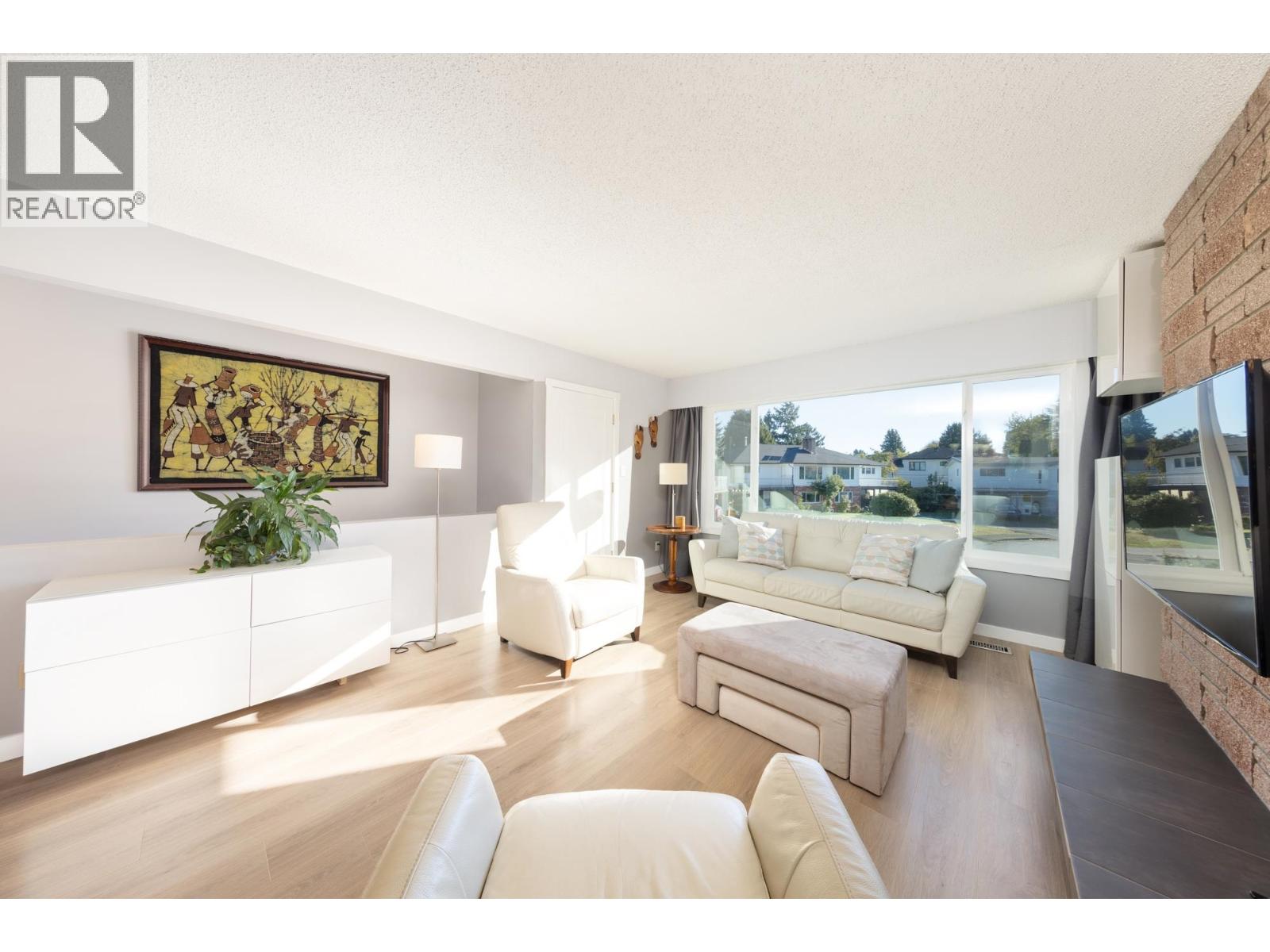 8800 Rosedene Court, Richmond, British Columbia  V7A 2P9 - Photo 6 - R3058515