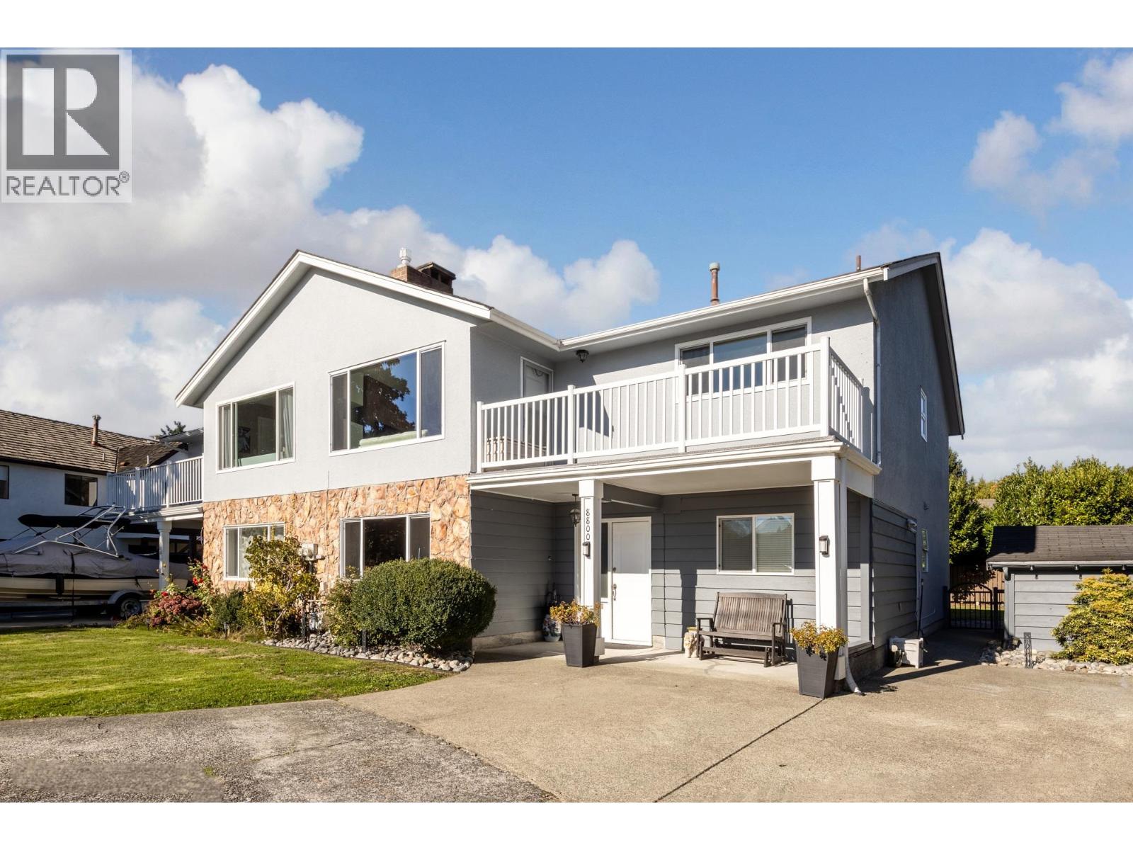 8800 ROSEDENE COURT, Richmond, British Columbia