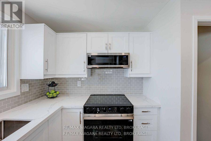 628 Bunting Road, St. Catharines (Bunting/linwell), Ontario  L2M 2Z8 - Photo 11 - X12490218