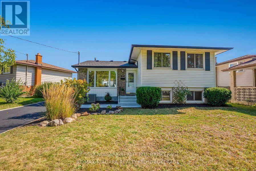 628 Bunting Road, St. Catharines (Bunting/linwell), Ontario  L2M 2Z8 - Photo 2 - X12490218