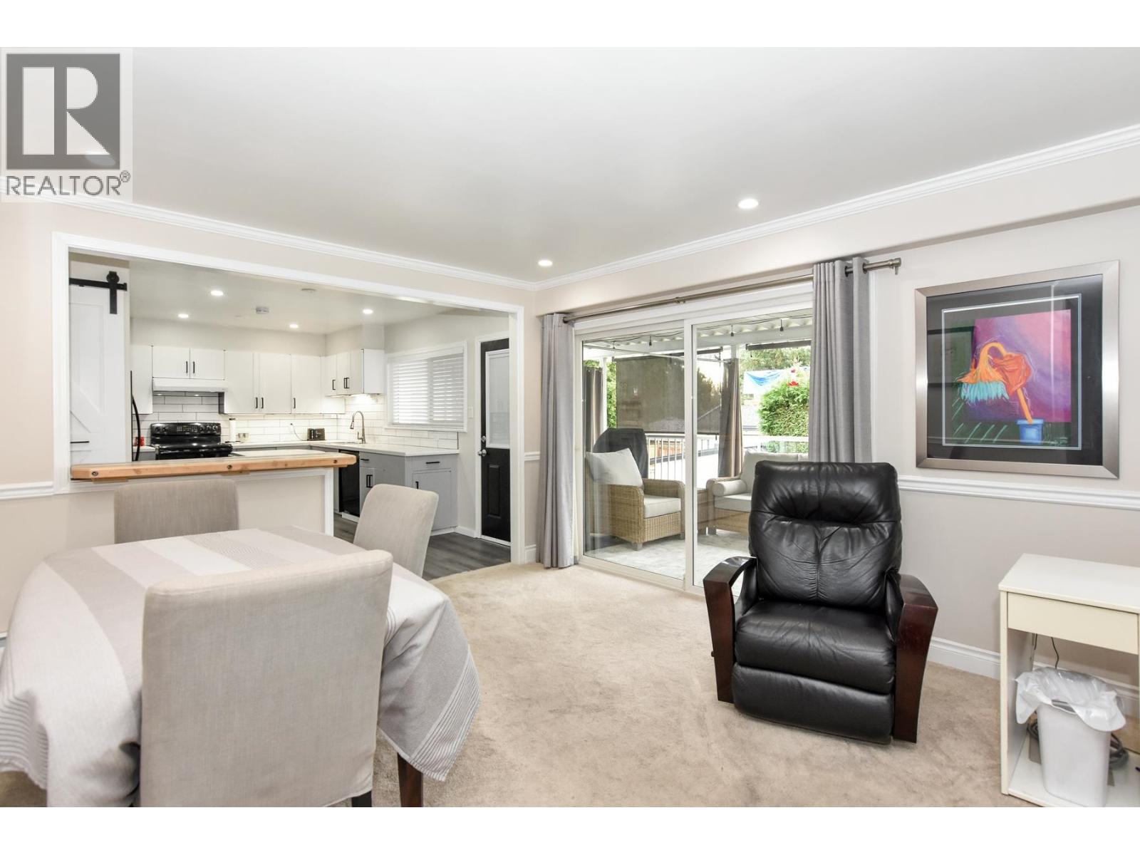 4222 Victory Street, Burnaby, British Columbia  V5J 1P7 - Photo 11 - R3060019