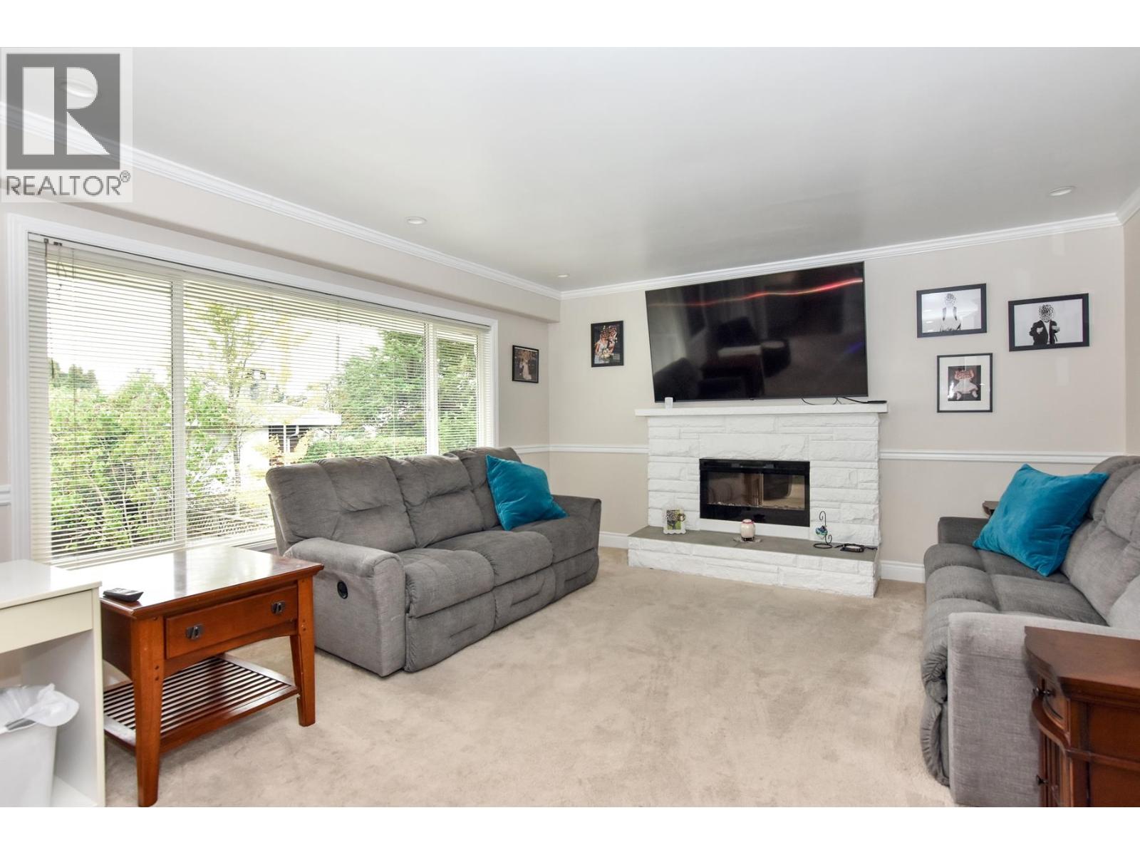 4222 Victory Street, Burnaby, British Columbia  V5J 1P7 - Photo 12 - R3060019