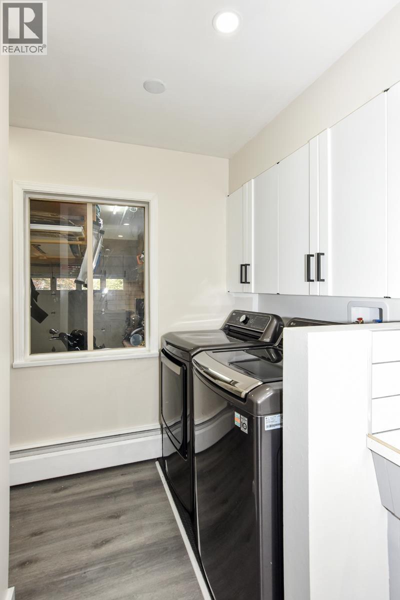 4222 Victory Street, Burnaby, British Columbia  V5J 1P7 - Photo 9 - R3060019