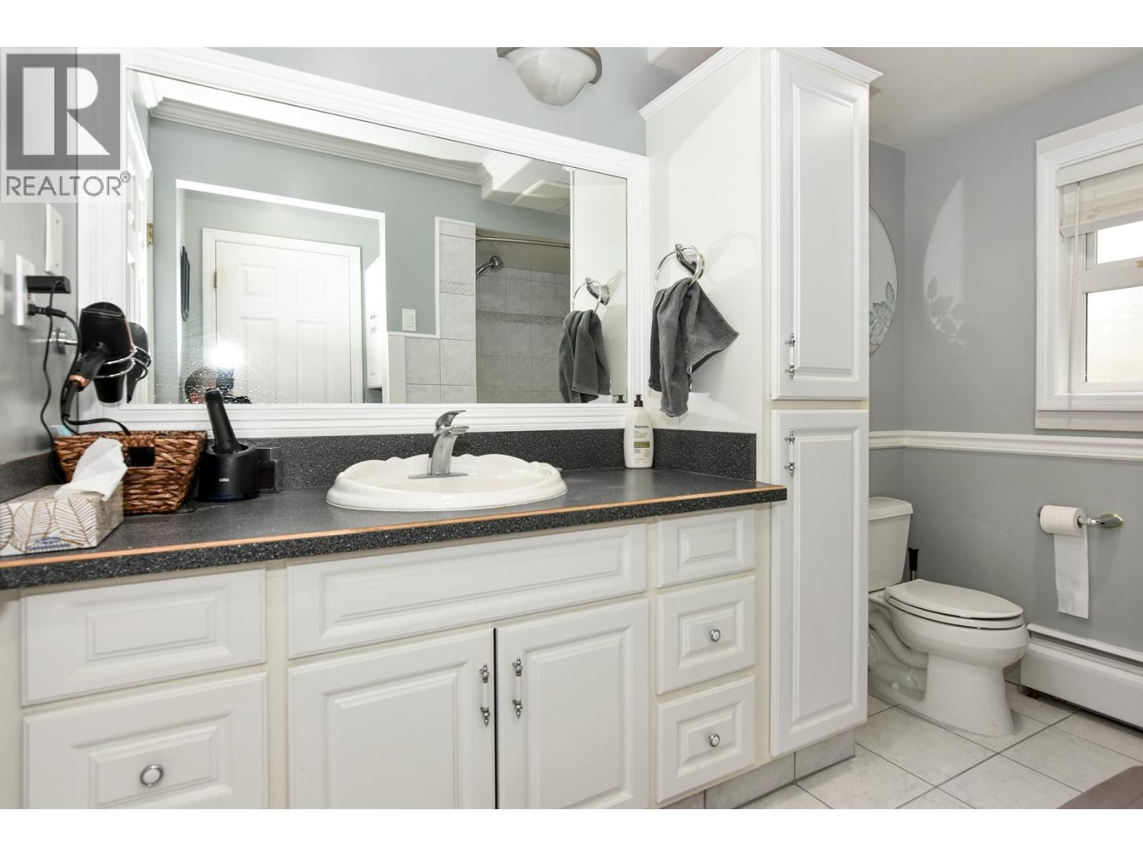 4222 Victory Street, Burnaby, British Columbia  V5J 1P7 - Photo 19 - R3060019