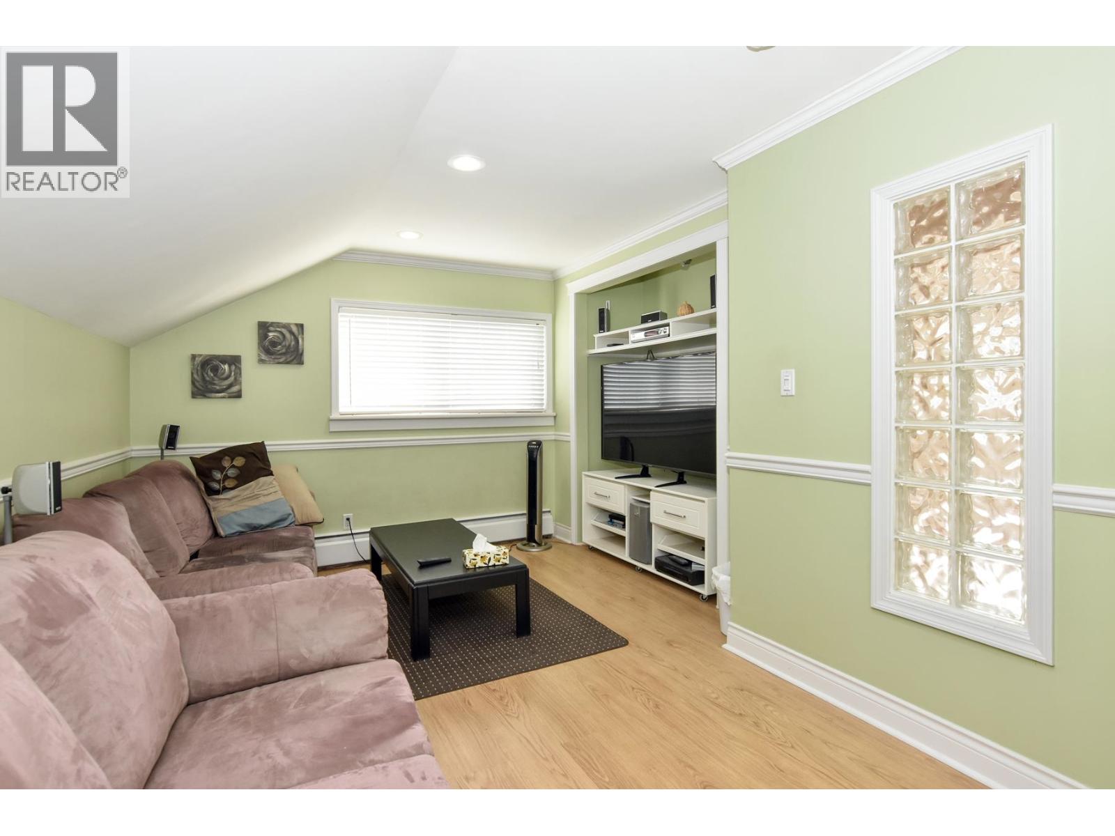 4222 Victory Street, Burnaby, British Columbia  V5J 1P7 - Photo 31 - R3060019