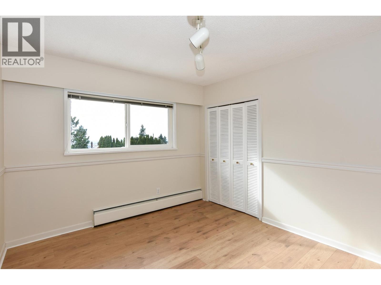 4222 Victory Street, Burnaby, British Columbia  V5J 1P7 - Photo 29 - R3060019