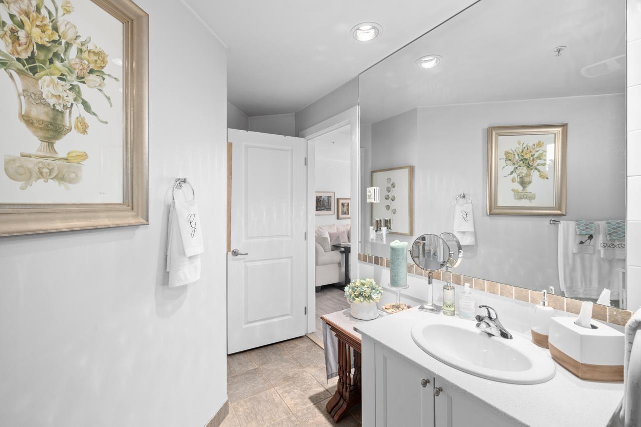 302 15392 16a Avenue, Surrey, British Columbia  V4A 1S9 - Photo 12 - R3063244