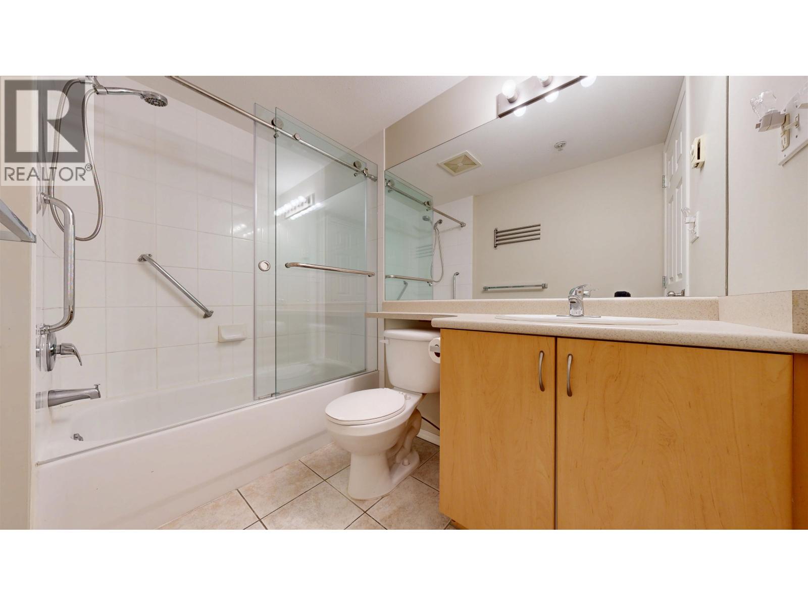 Ph3 5438 Rupert Street, Vancouver, British Columbia  V5R 2K3 - Photo 6 - R3061730