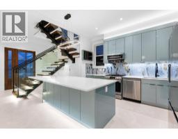 102 1204 HAMMOND AVENUE, Coquitlam, British Columbia