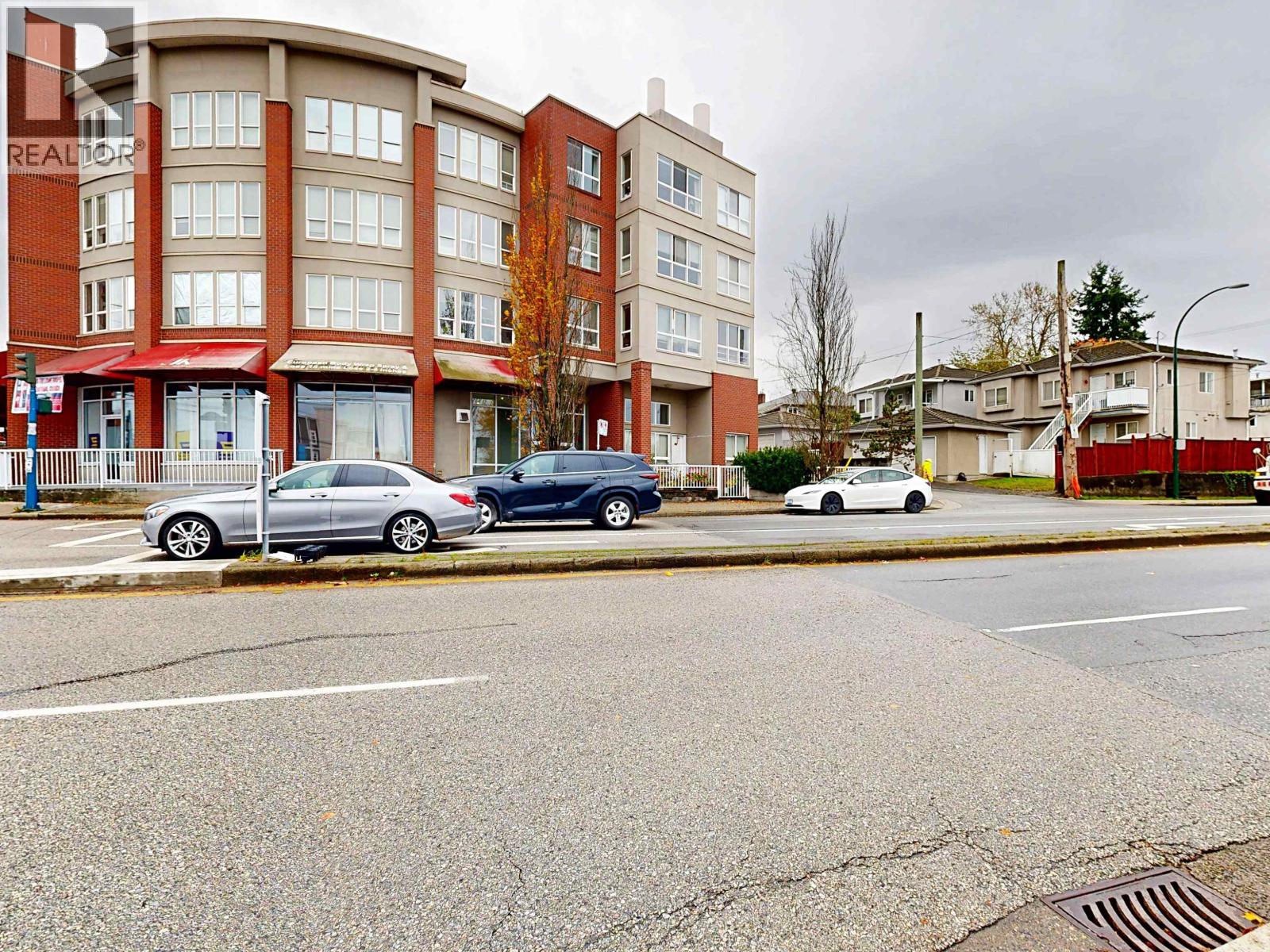 Ph3 5438 Rupert Street, Vancouver, British Columbia  V5R 2K3 - Photo 3 - R3061730