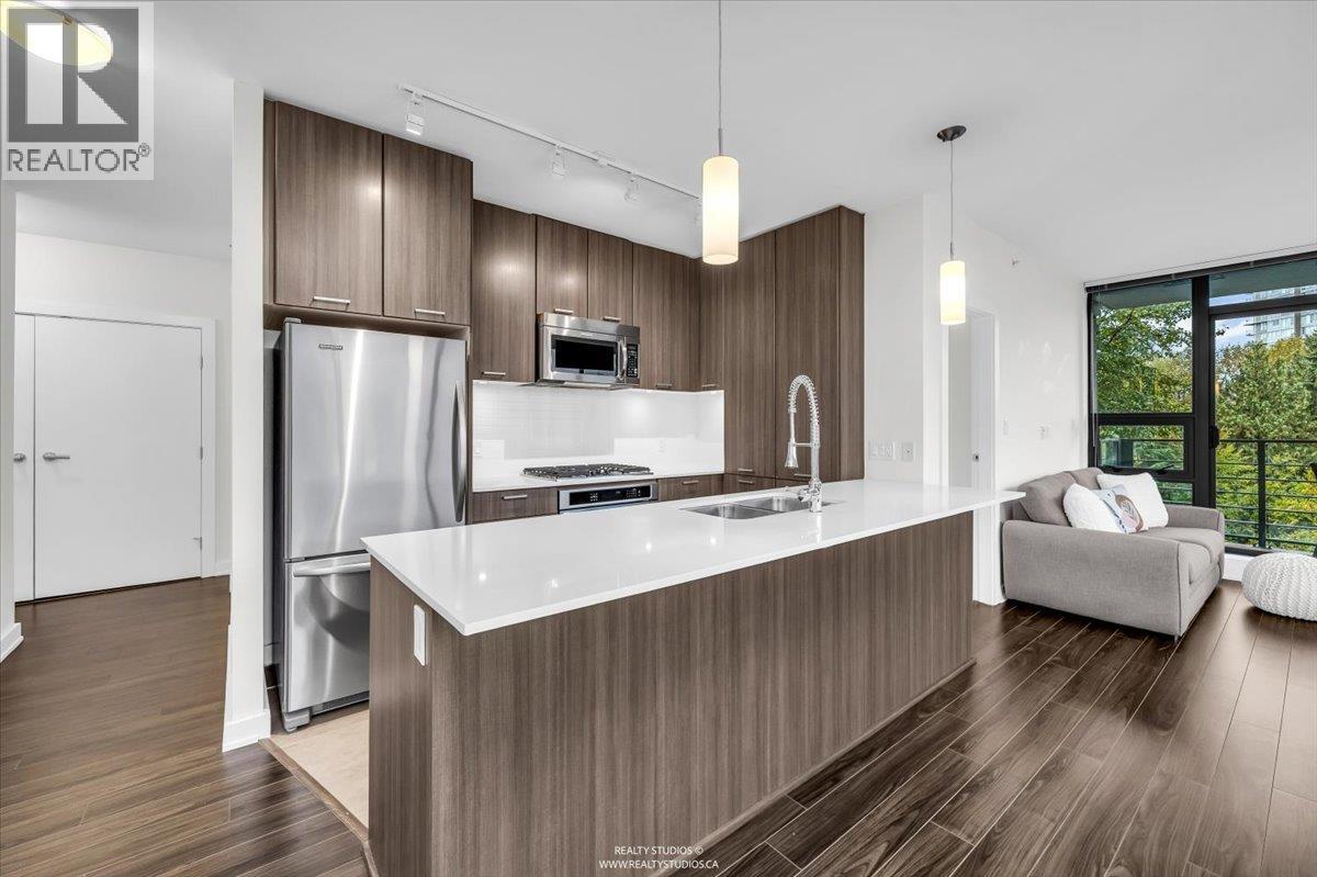 803 301 Capilano Road, Port Moody, British Columbia  V3H 0G6 - Photo 5 - R3063037