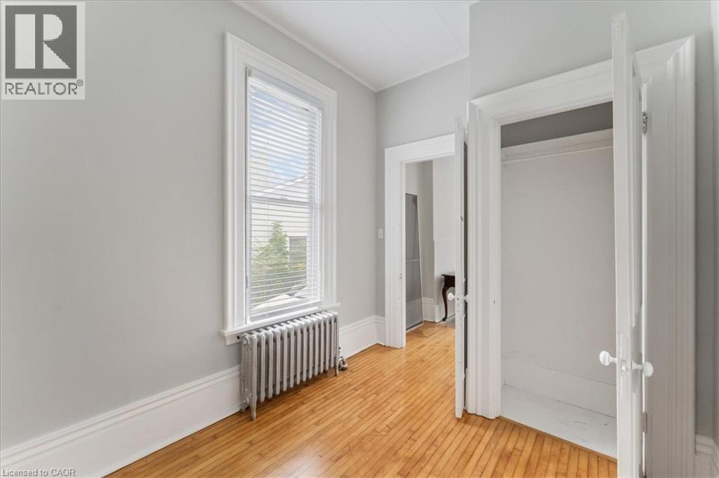 7 Tasker Street, St. Catharines, Ontario  L2R 3Z7 - Photo 10 - 40784246