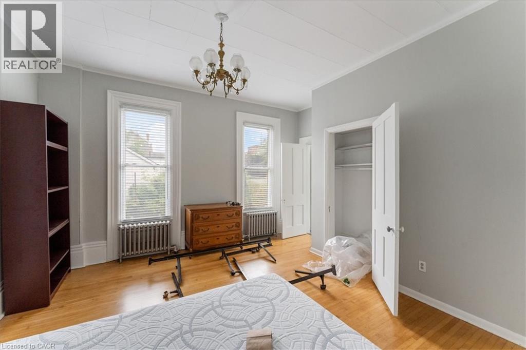 7 Tasker Street, St. Catharines, Ontario  L2R 3Z7 - Photo 11 - 40784246