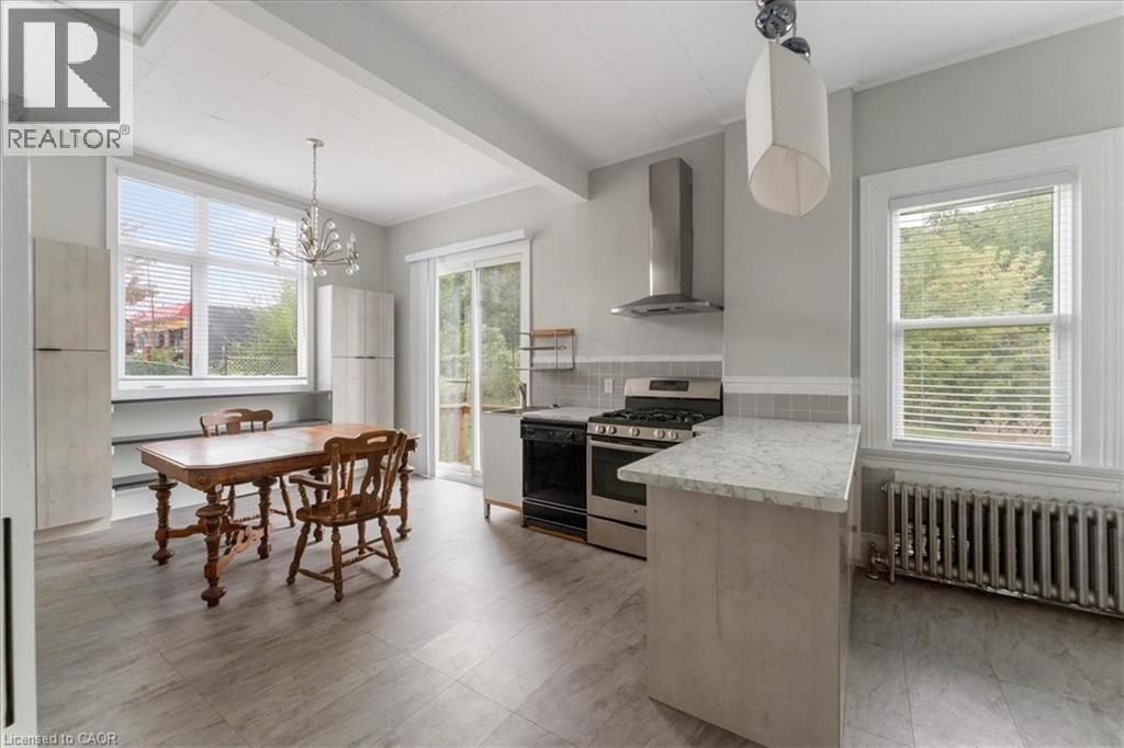 7 Tasker Street, St. Catharines, Ontario  L2R 3Z7 - Photo 14 - 40784246