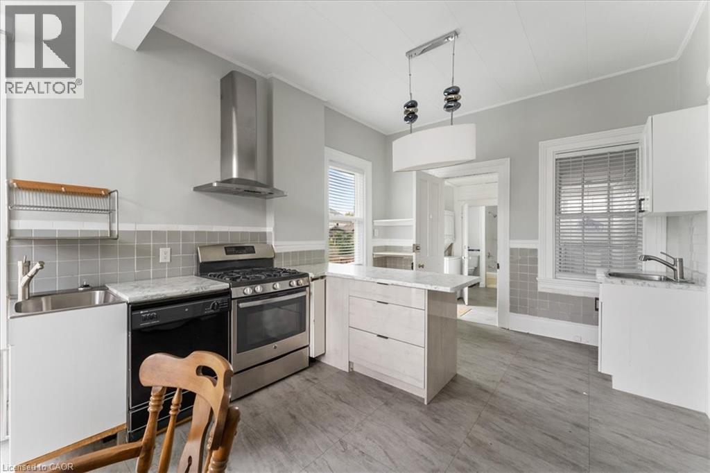 7 Tasker Street, St. Catharines, Ontario  L2R 3Z7 - Photo 17 - 40784246