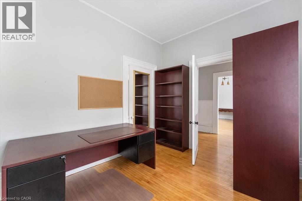 7 Tasker Street, St. Catharines, Ontario  L2R 3Z7 - Photo 8 - 40784246