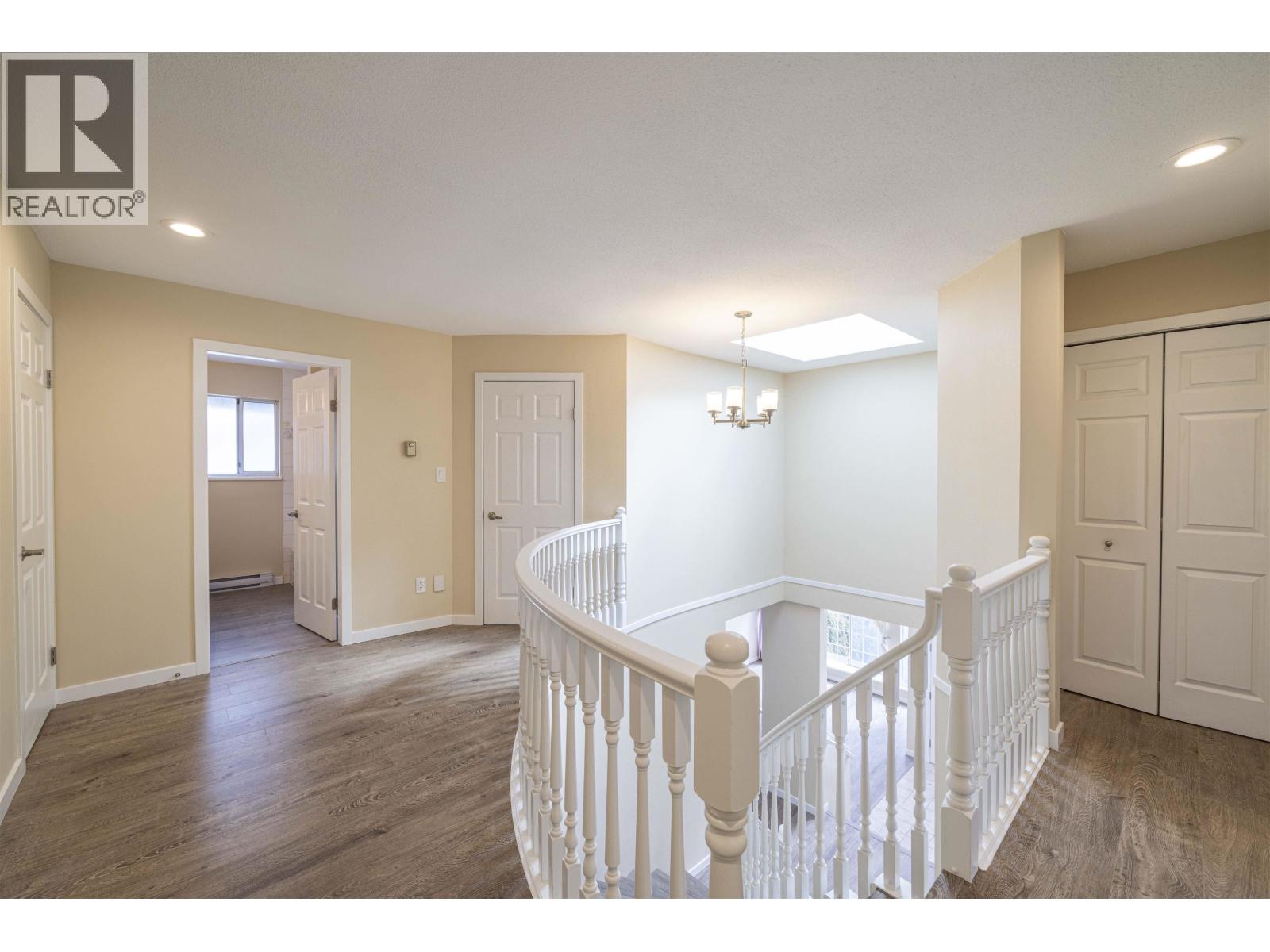 470 Riverview Crescent, Coquitlam, British Columbia  V3C 4X9 - Photo 20 - R3062651