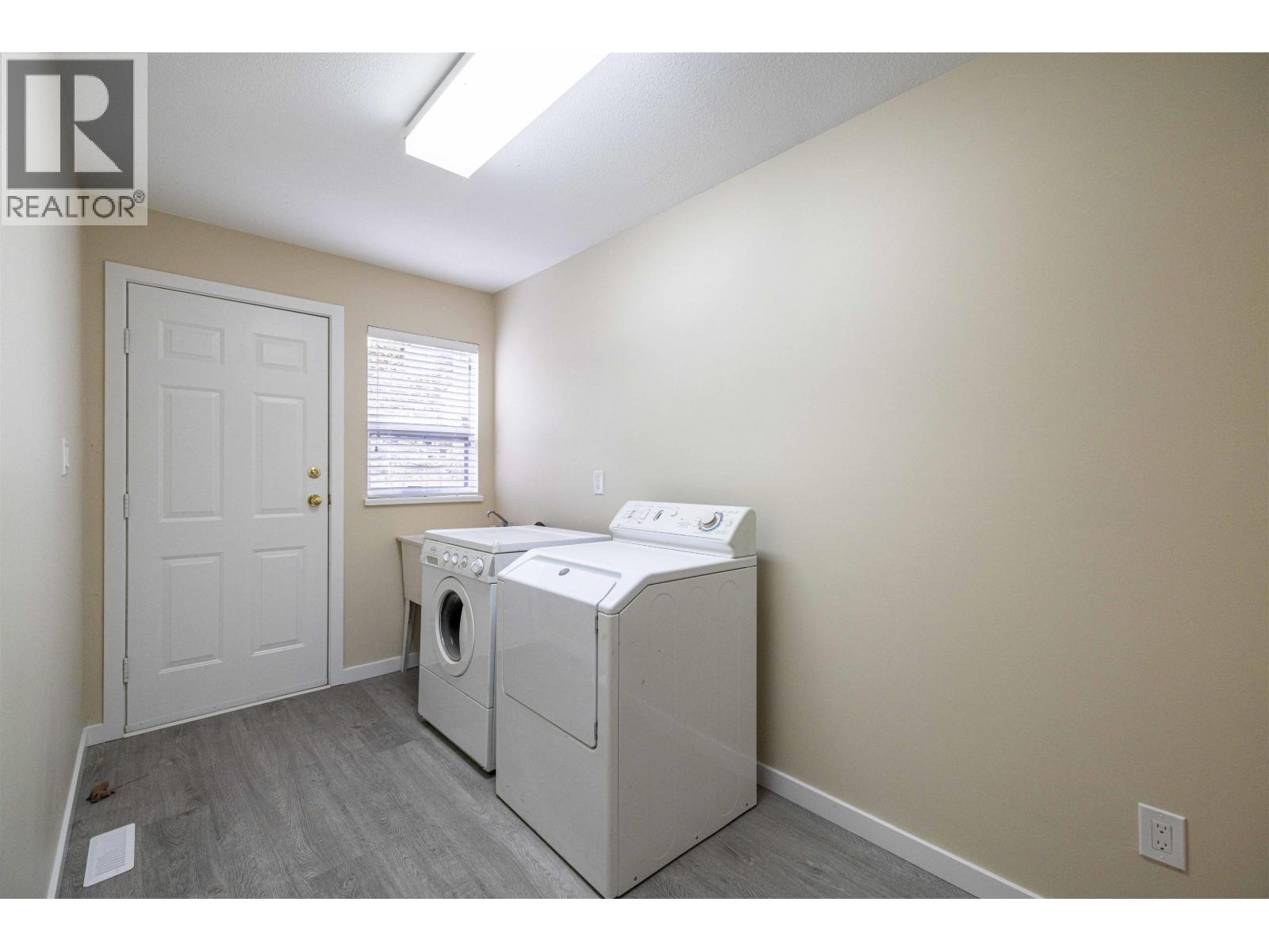 470 Riverview Crescent, Coquitlam, British Columbia  V3C 4X9 - Photo 28 - R3062651