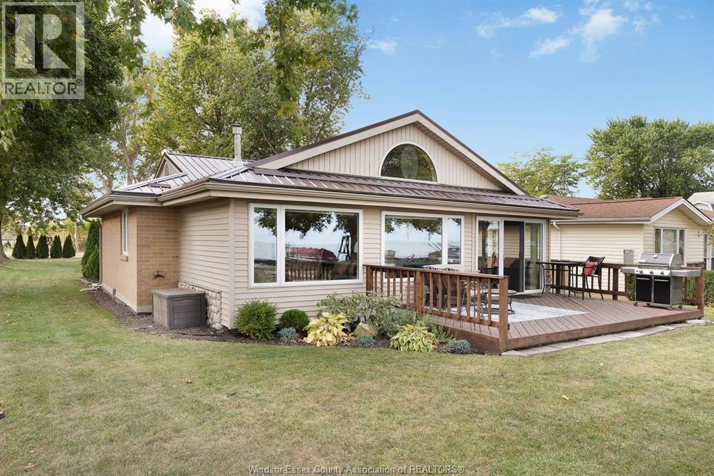 MLS# 25027538: 12670 LAFORET BEACH, Lakeshore, Canada