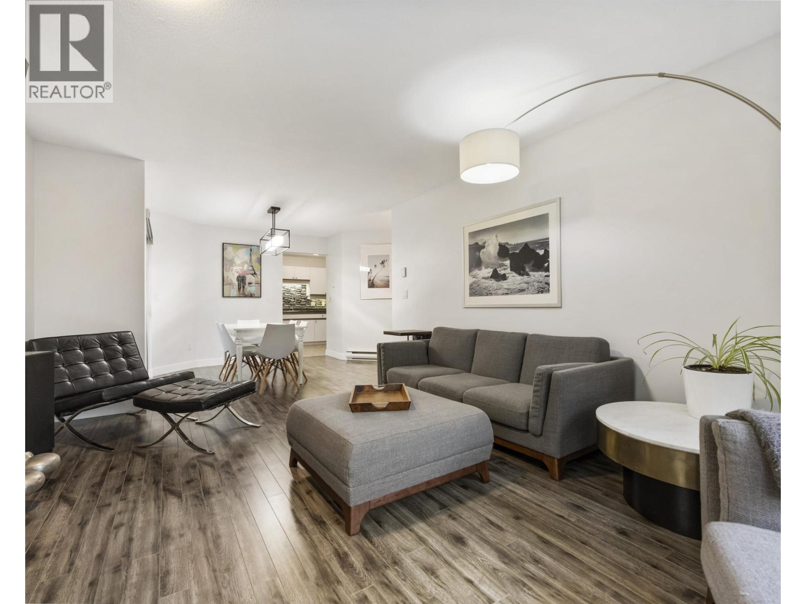 227 1215 LANSDOWNE DRIVE