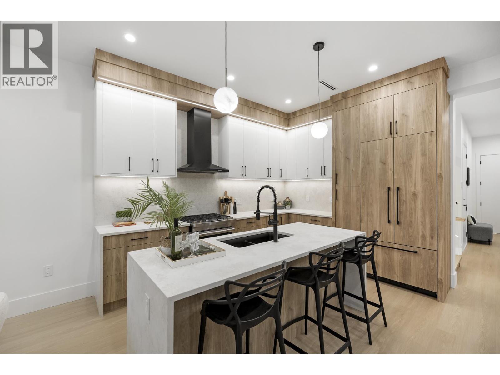 5668 10a Avenue, Delta, British Columbia  V4L 1C2 - Photo 4 - R3063163