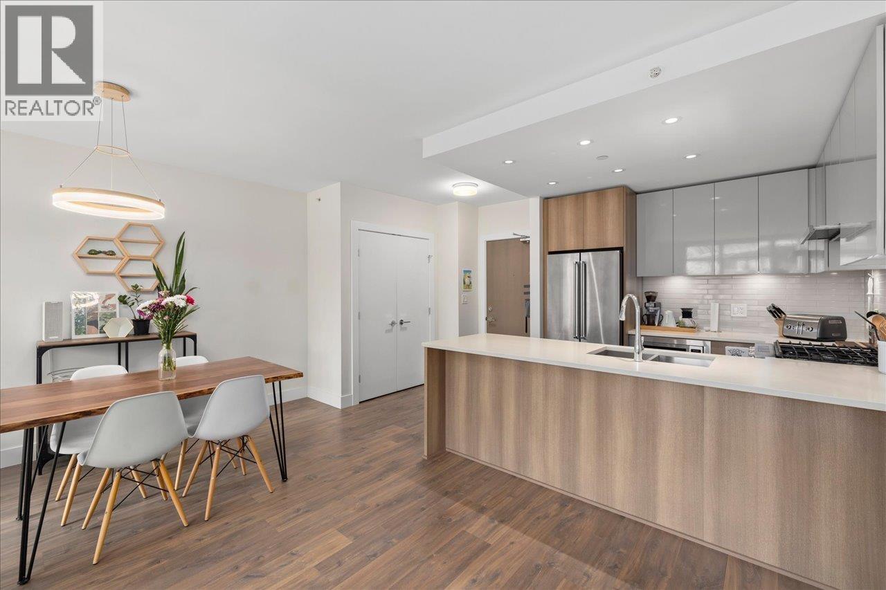 607 258 NELSON'S COURT, New Westminster, British Columbia