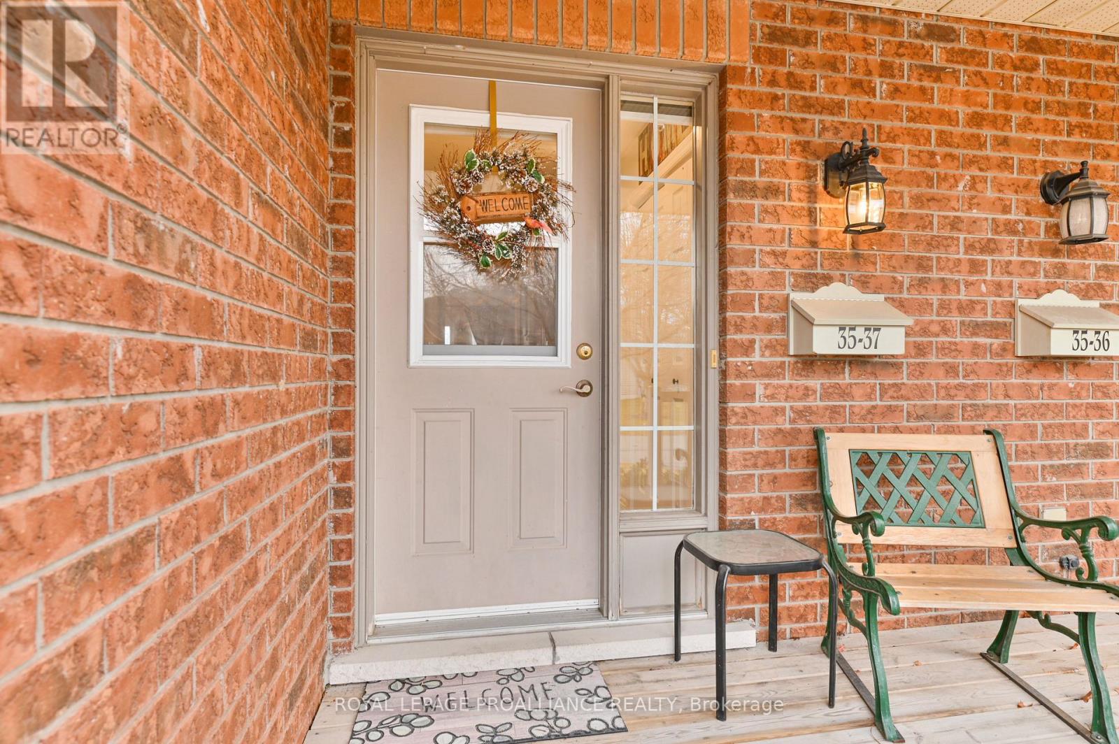 37 - 35 Albion Street, Belleville, Ontario K8N 5Y8 - Photo 3 - X12489990