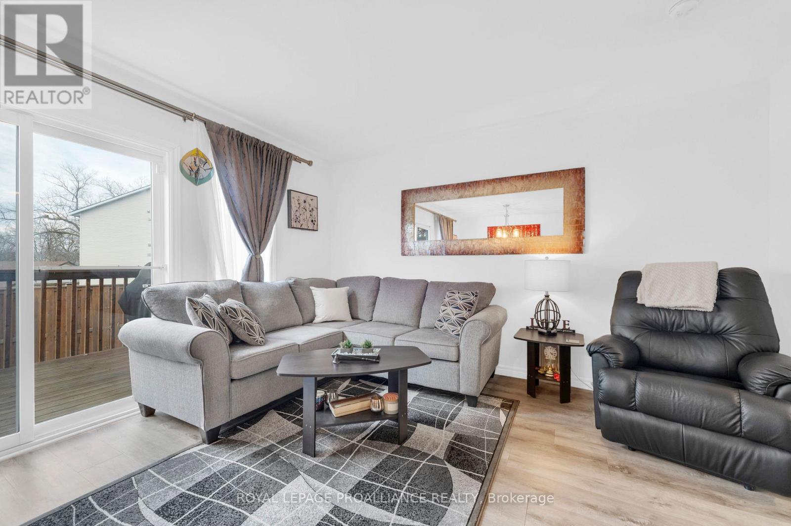 37 - 35 Albion Street, Belleville, Ontario K8N 5Y8 - Photo 6 - X12489990