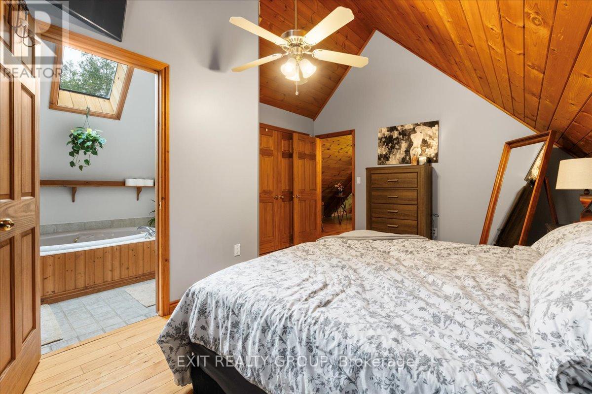 14 Smith Road, Tyendinaga (Tyendinaga Township), Ontario  K0K 2Y0 - Photo 25 - X12490102