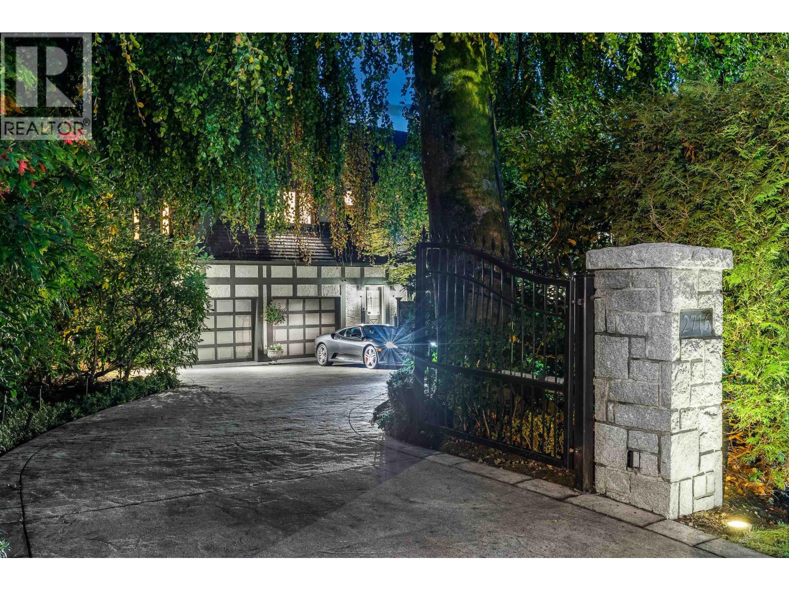 2716 W 49th Avenue, Vancouver, British Columbia  V6N 3S6 - Photo 2 - R3063170